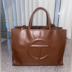 Telfar medium shopping bag colour “chocolate” brown. Gently used. sold out.